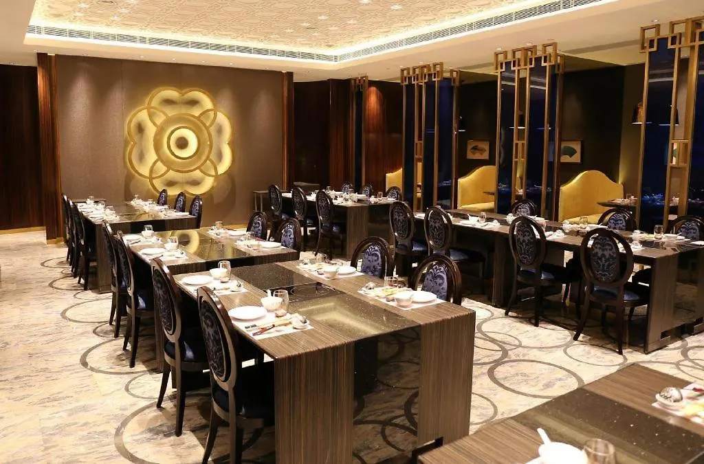 Starworld Hotel Macau 5*,  China