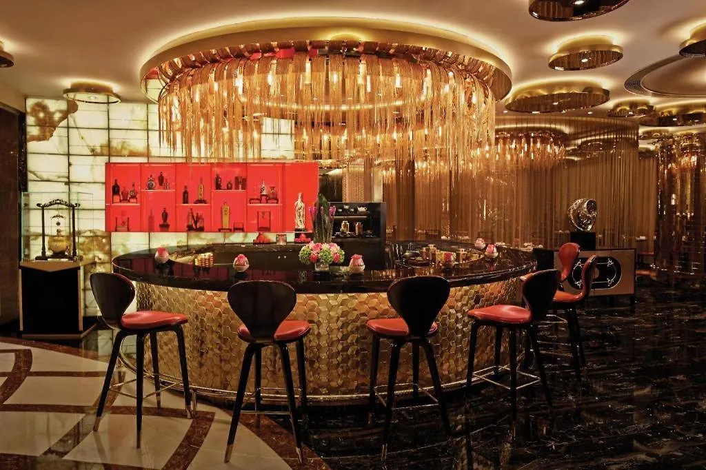 Starworld Hotel Macau 5*,